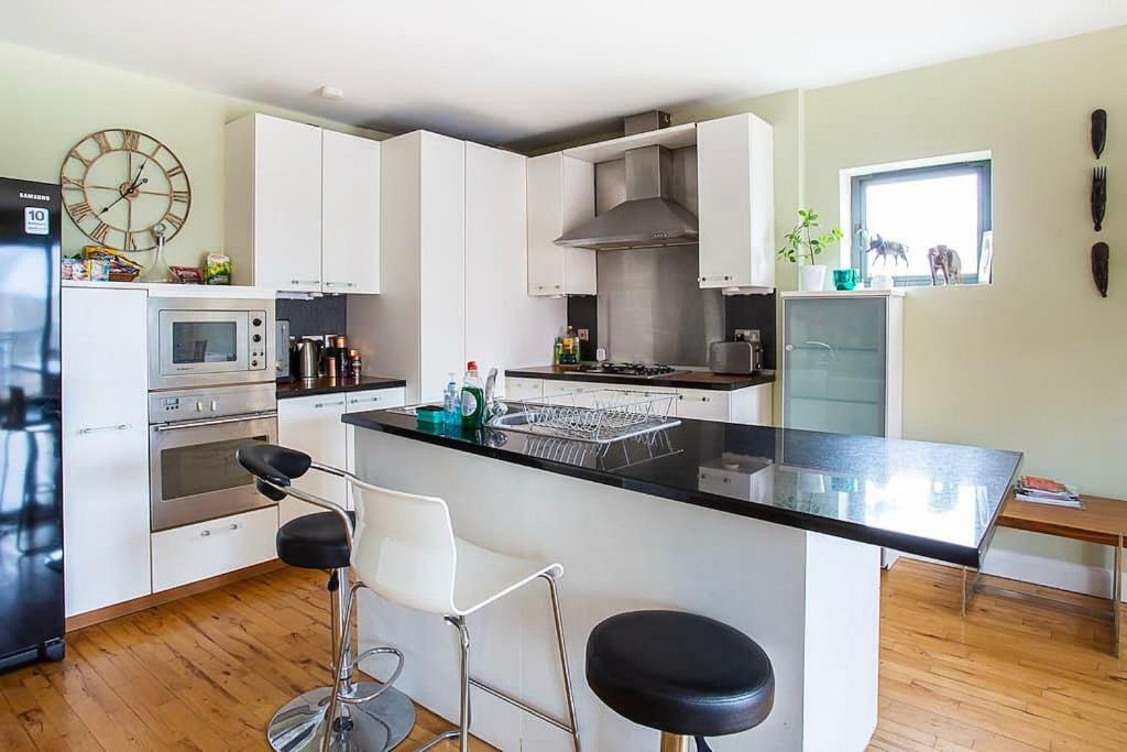 Spacious Belfast City Centre Duplex Apartment 외부 사진