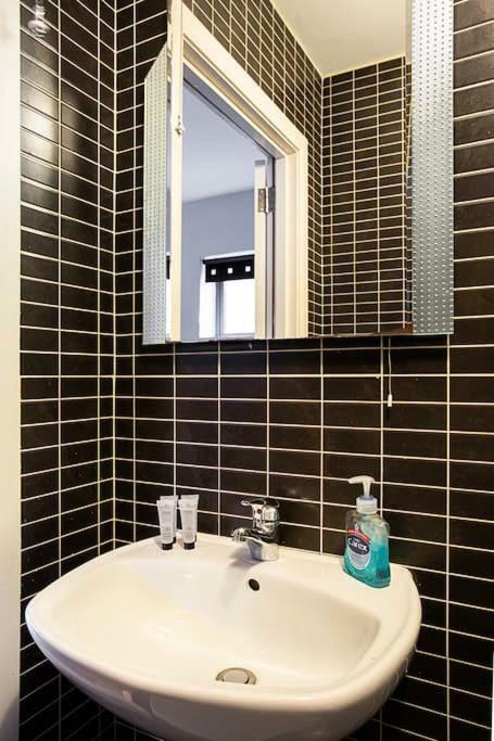 Spacious Belfast City Centre Duplex Apartment 외부 사진